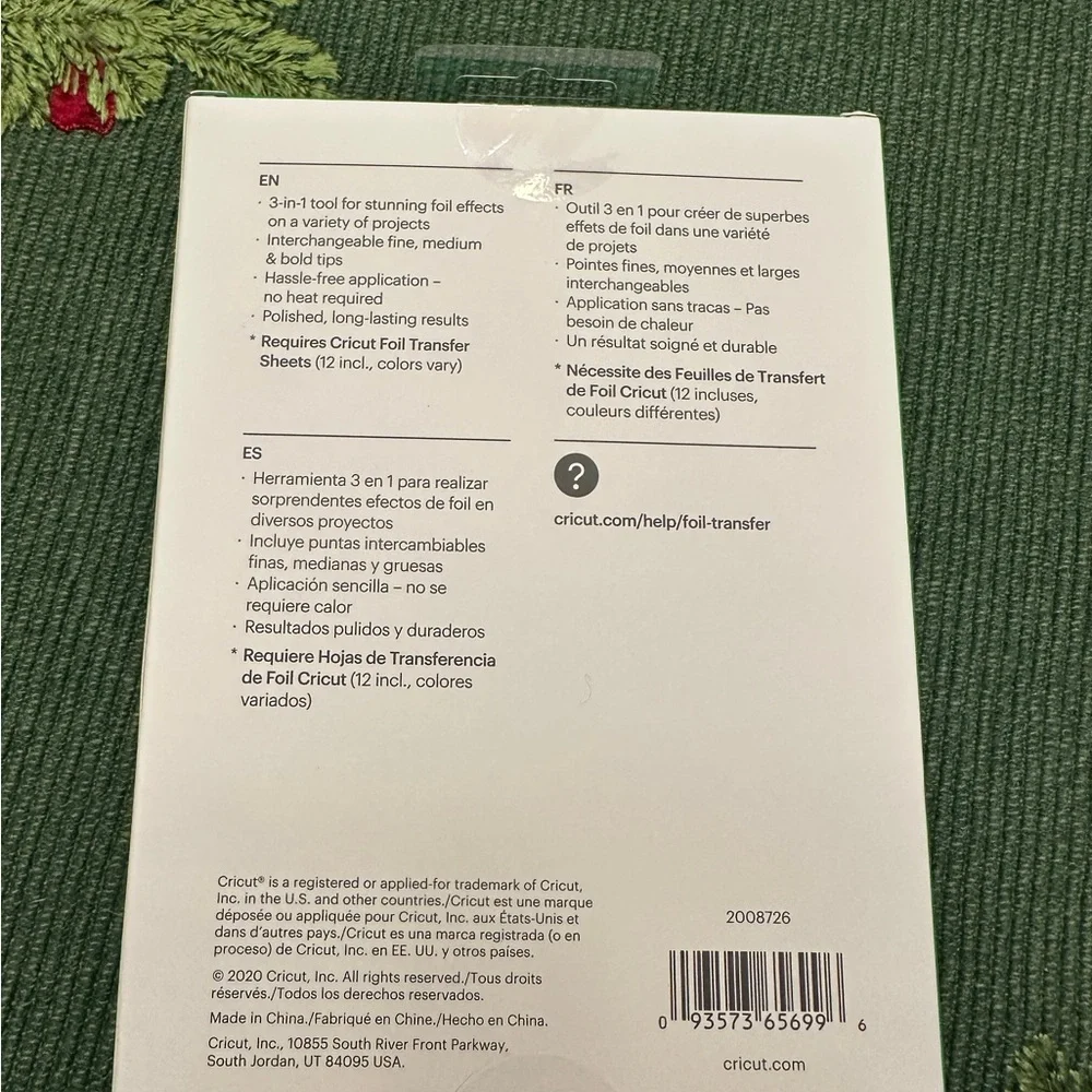 Cricut Foil Transfer Kit - Silver and Black - Picture 2 of 2